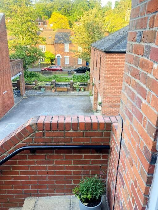 City Centre Riverside Apartment Winchester Exterior photo